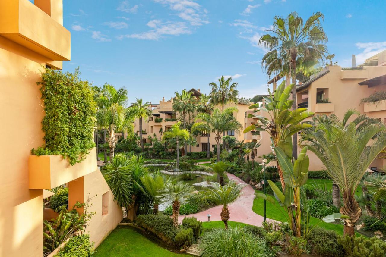 Apartment De 2 En Bahia De Alcantara Marbella